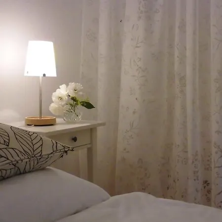 Schlossparkferienwohnungen Mit Garten * Rheinsberg