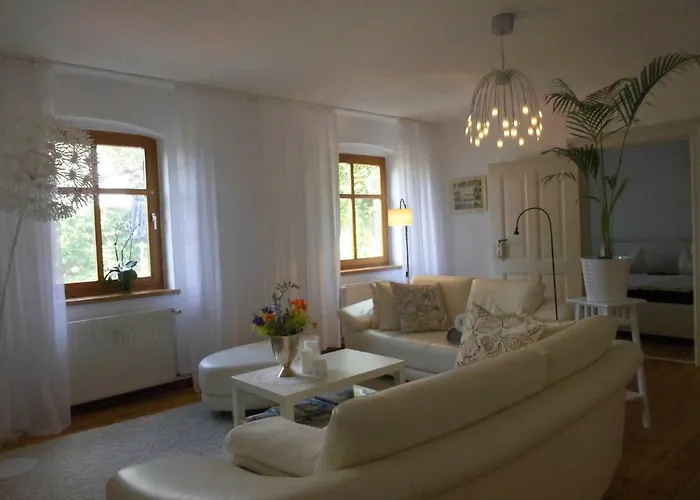 شقة Schlossparkferienwohnungen Mit Garten راينزبرج