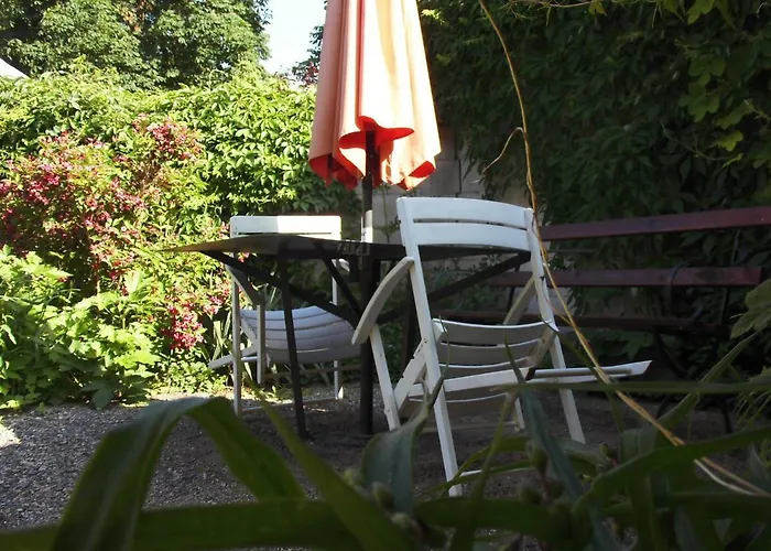 Schlossparkferienwohnungen Mit Garten דירה