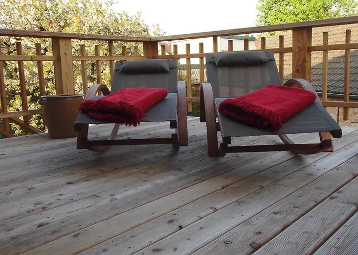 Schlossparkferienwohnungen Mit Garten ריינסברג