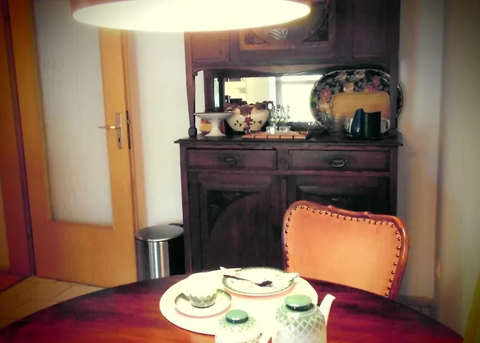 Schlossparkferienwohnungen Mit Garten