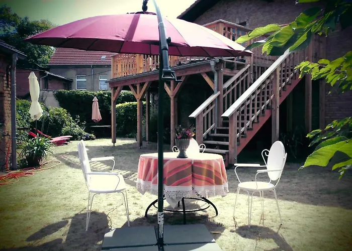 شقة Schlossparkferienwohnungen Mit Garten راينزبرج